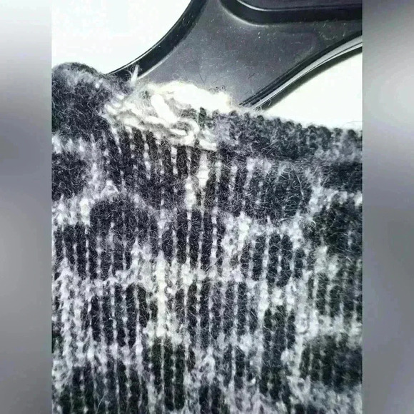 Women's Dana Buchman Leopard Animal Print Full Zip Wool Blend Cardigan Sweater P - Picture 3 of 7